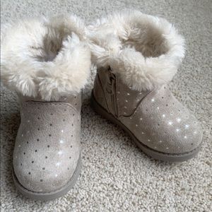 Cat & Jack Winter Boots With Polka Dots